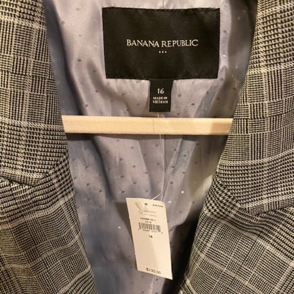 Gray Plaid Banana Republic Women's Blazer, Size 16, Brand New Jacket - Picture 5 of 6